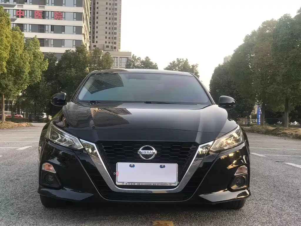 NISSAN TEANA 2021