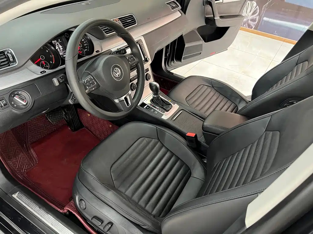 VOLKSWAGEN MAGOTAN 2016