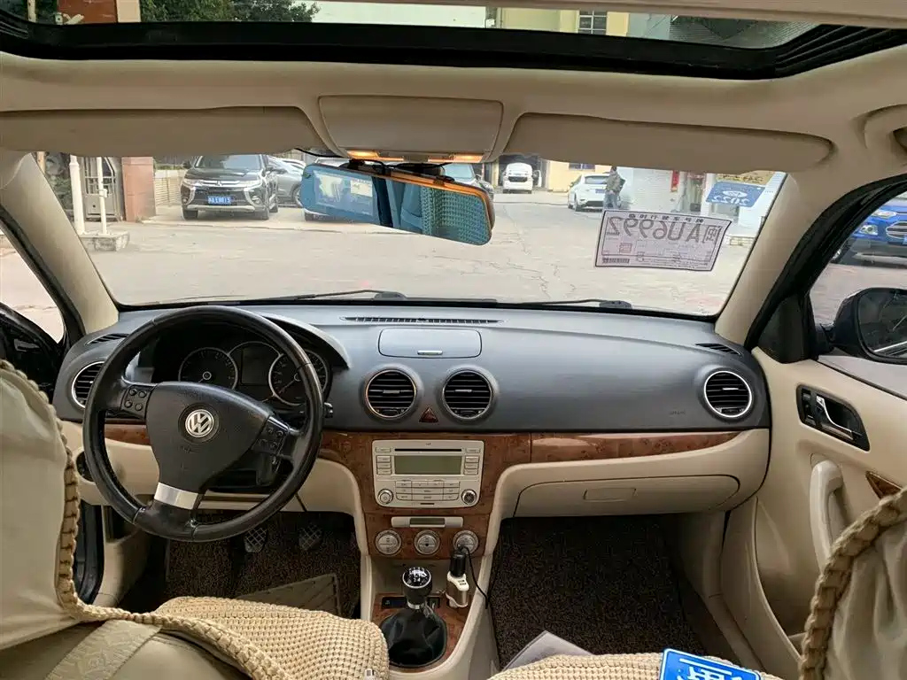 VOLKSWAGEN LAVIDA 2009