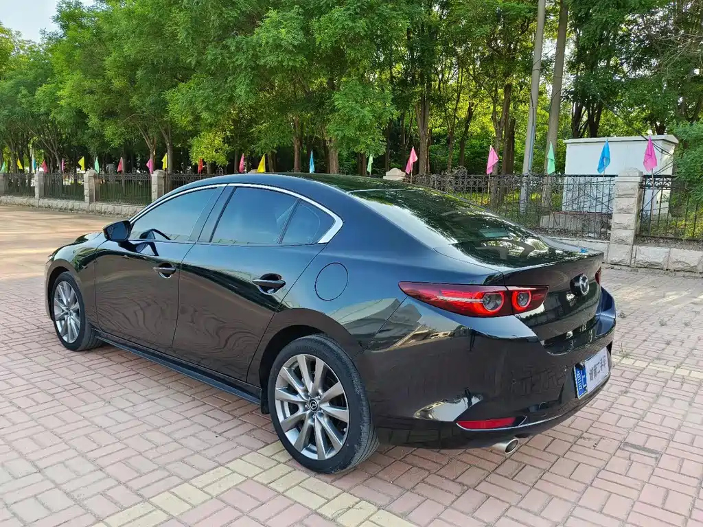 MAZDA 3 AXELA 2022
