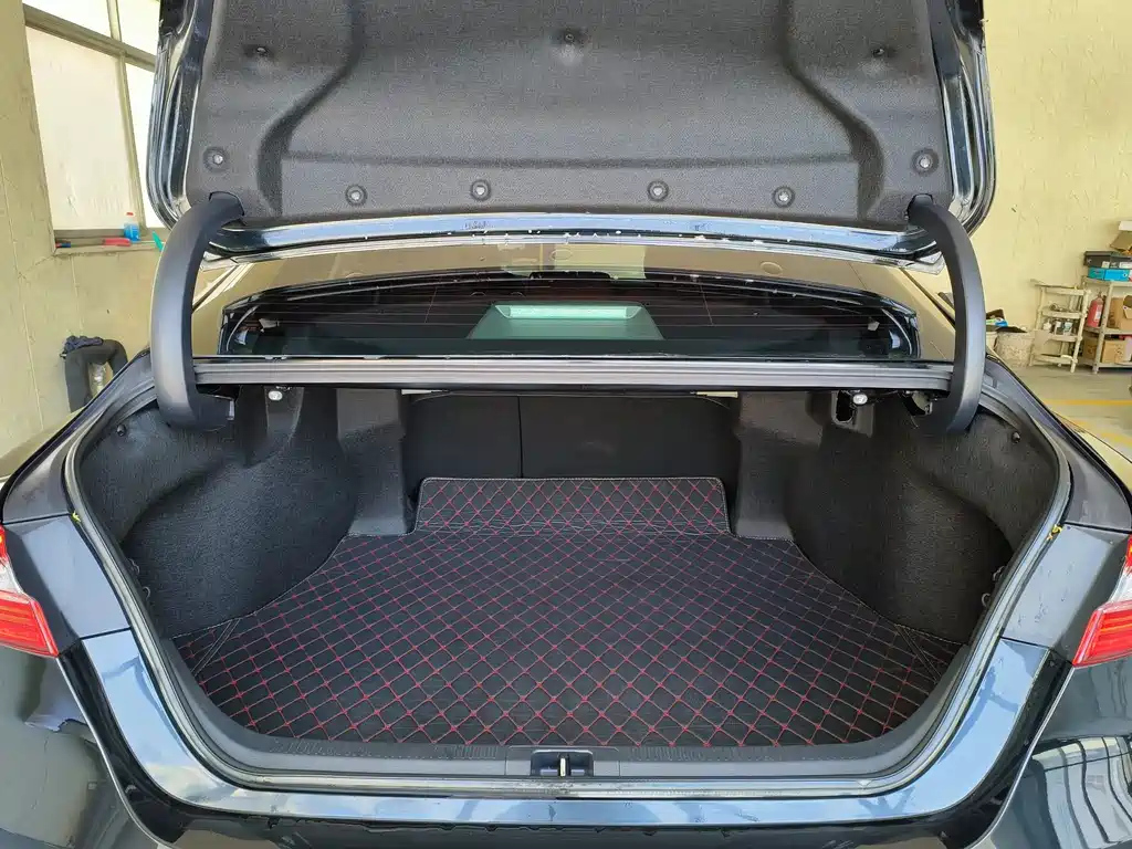 TOYOTA CAMRY 2022
