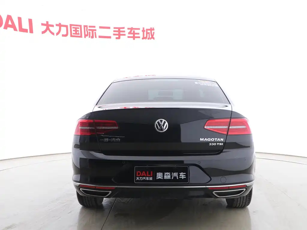 VOLKSWAGEN MAGOTAN 2020