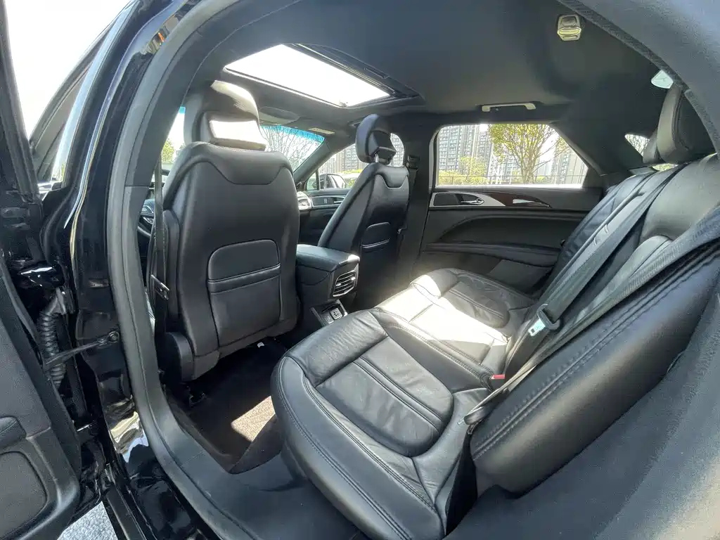 LINCOLN MKZ 2017