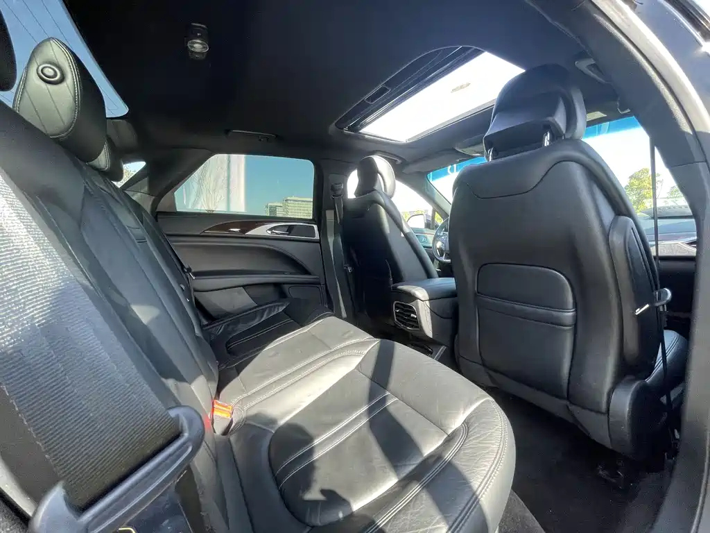 LINCOLN MKZ 2017