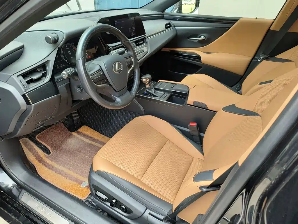 LEXUS ES 2022