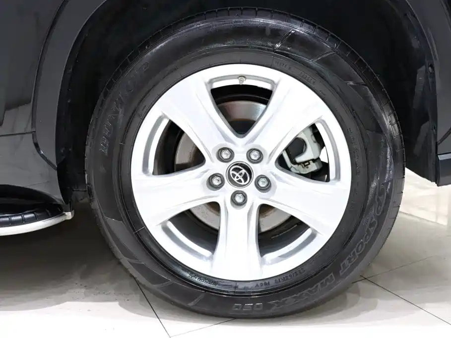 TOYOTA HIGHLANDER 2023