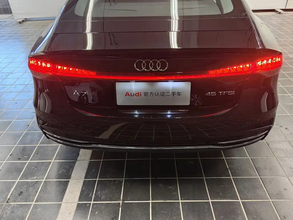 AUDI A7 2024