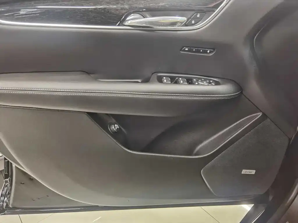 CADILLAC XT5 2020