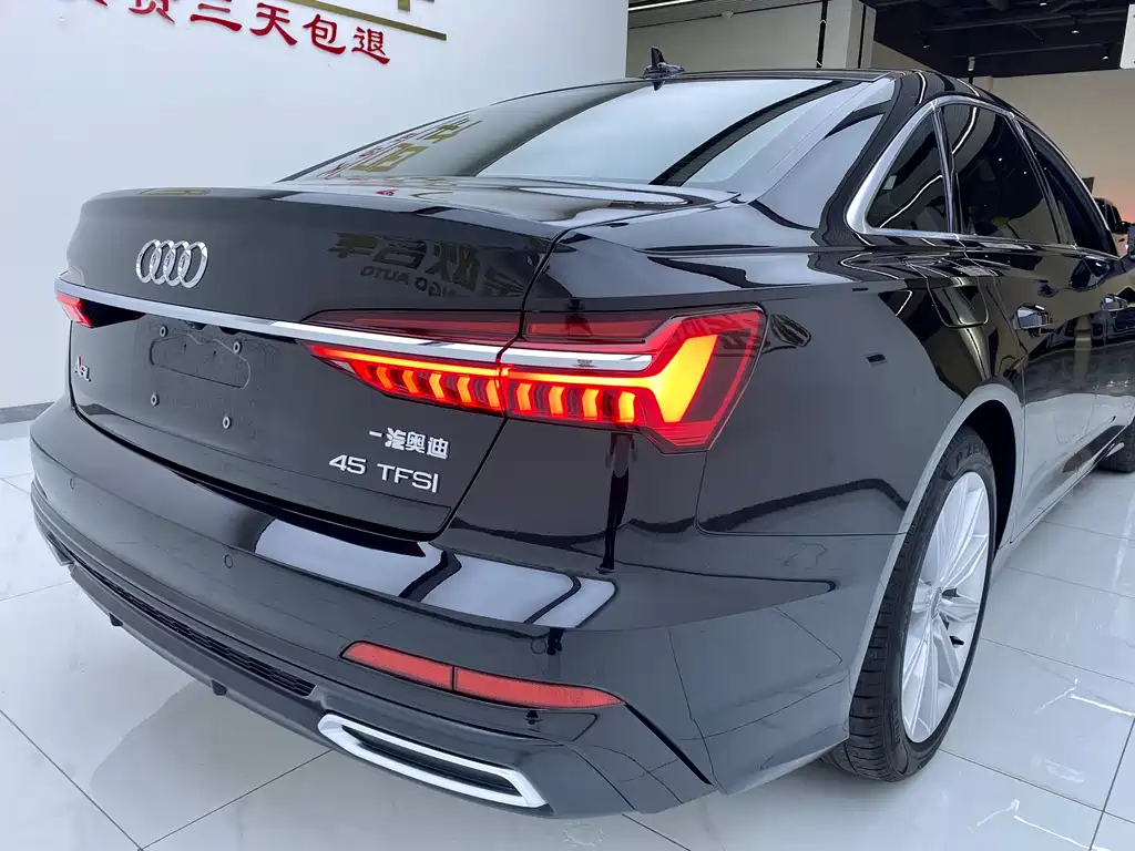 AUDI A6L 2021