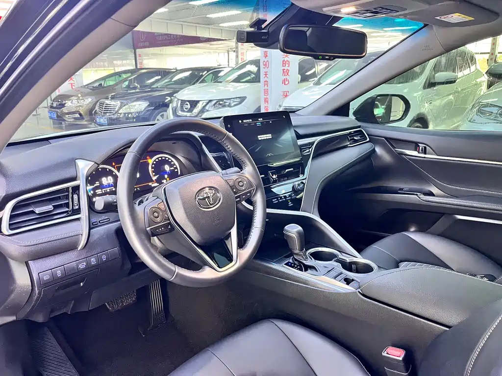 TOYOTA CAMRY 2022