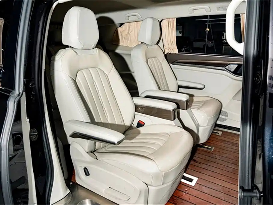 VOLKSWAGEN VILORAN 2021