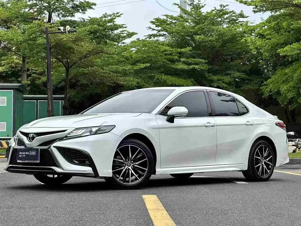 TOYOTA CAMRY 2021