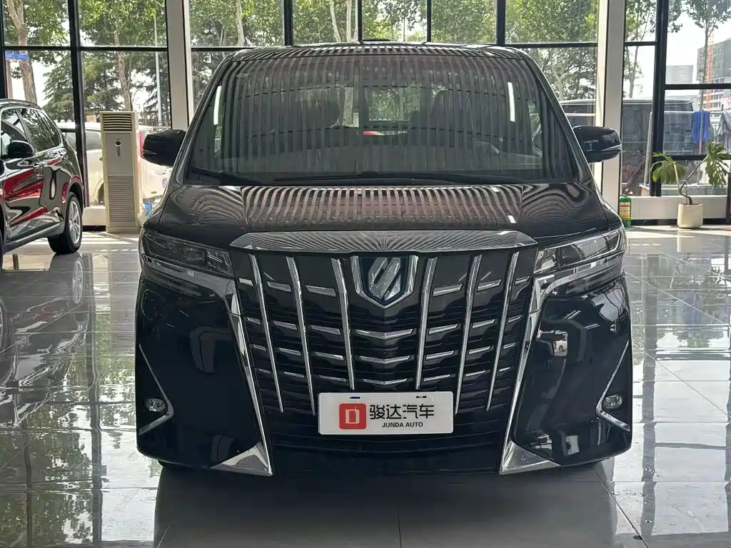TOYOTA ALPHARD 2017