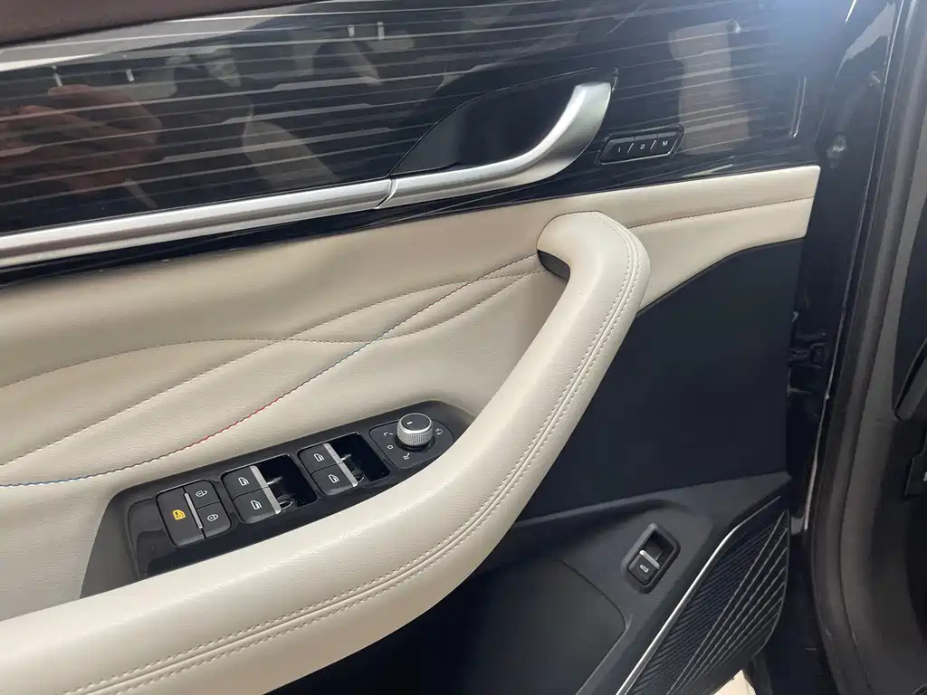 GEELY AUTO MONJARO 2021