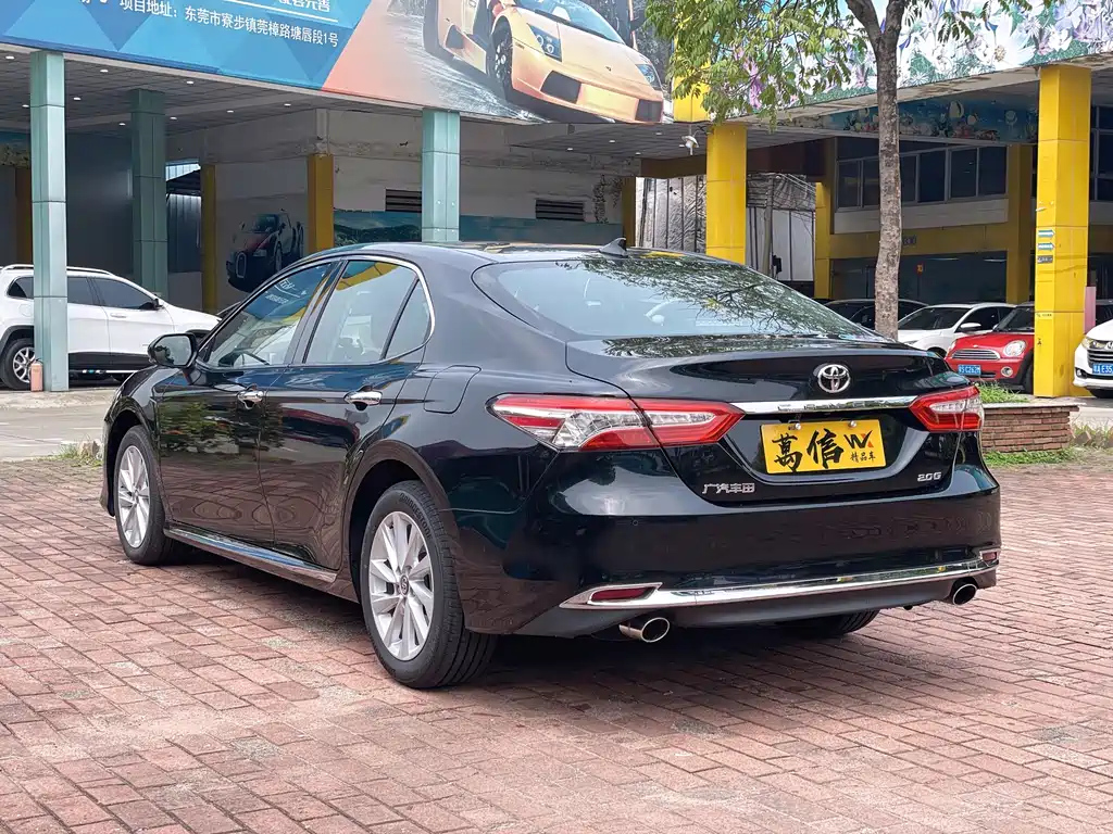 TOYOTA CAMRY 2024