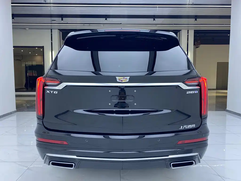 CADILLAC XT6 2022