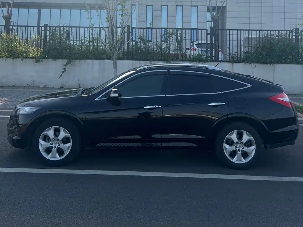 HONDA CROSSTOUR 2013