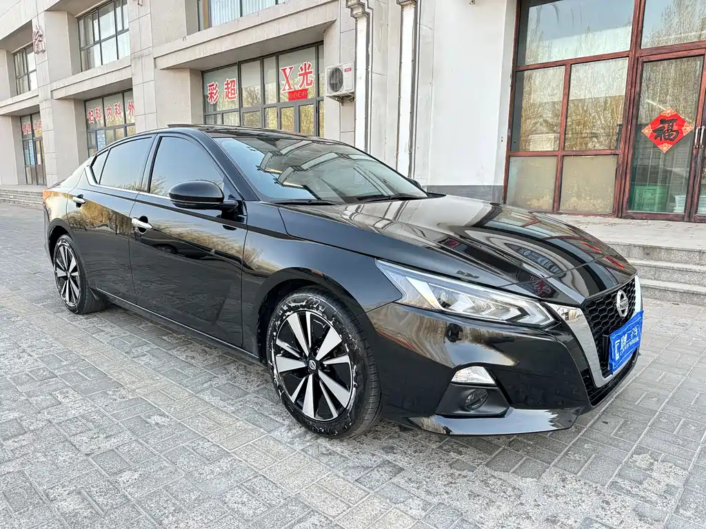 NISSAN TEANA 2021