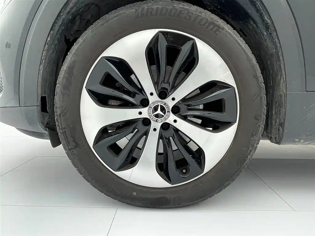 MERCEDES BENZ GLB 2021