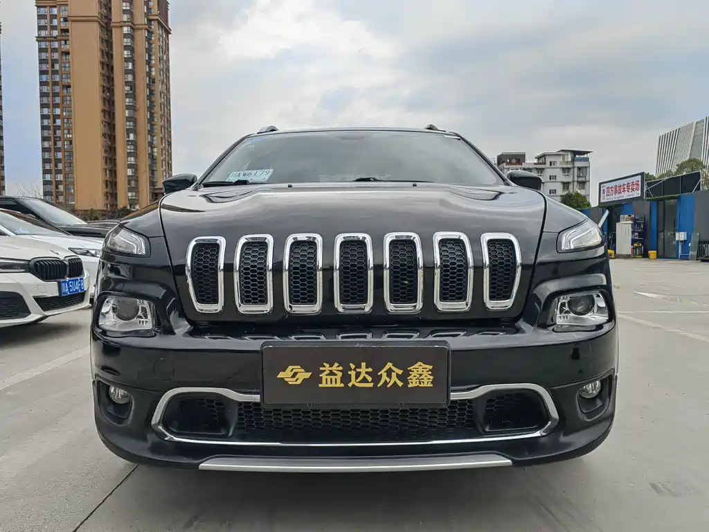 JEEP CHEROKEE 2017