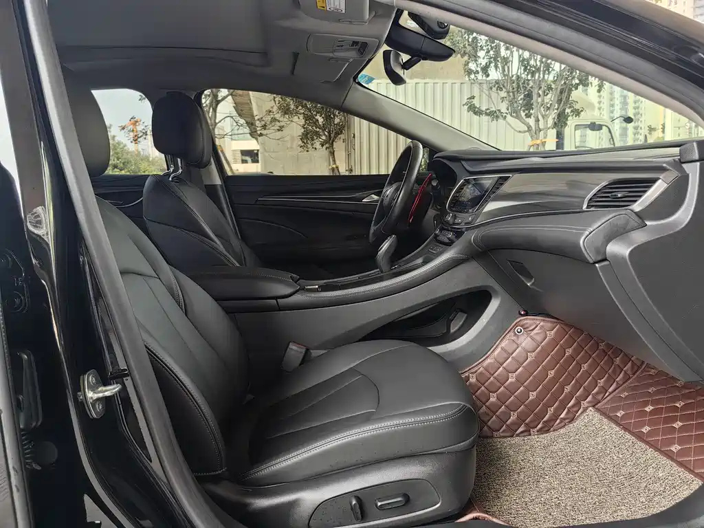 BUICK LACROSSE 2020