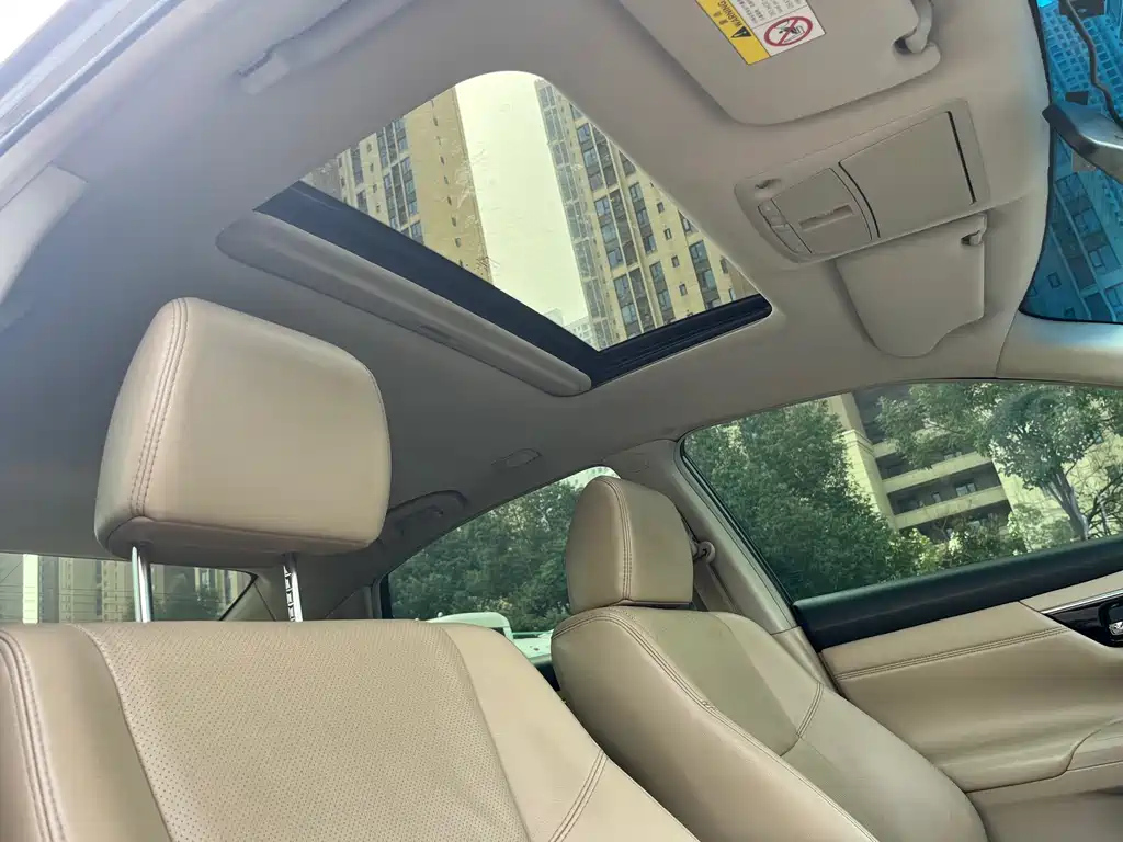 NISSAN TEANA 2018