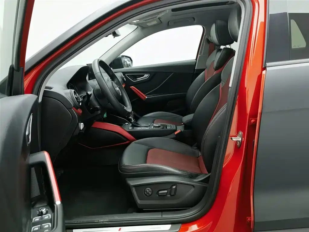 AUDI Q2L 2020