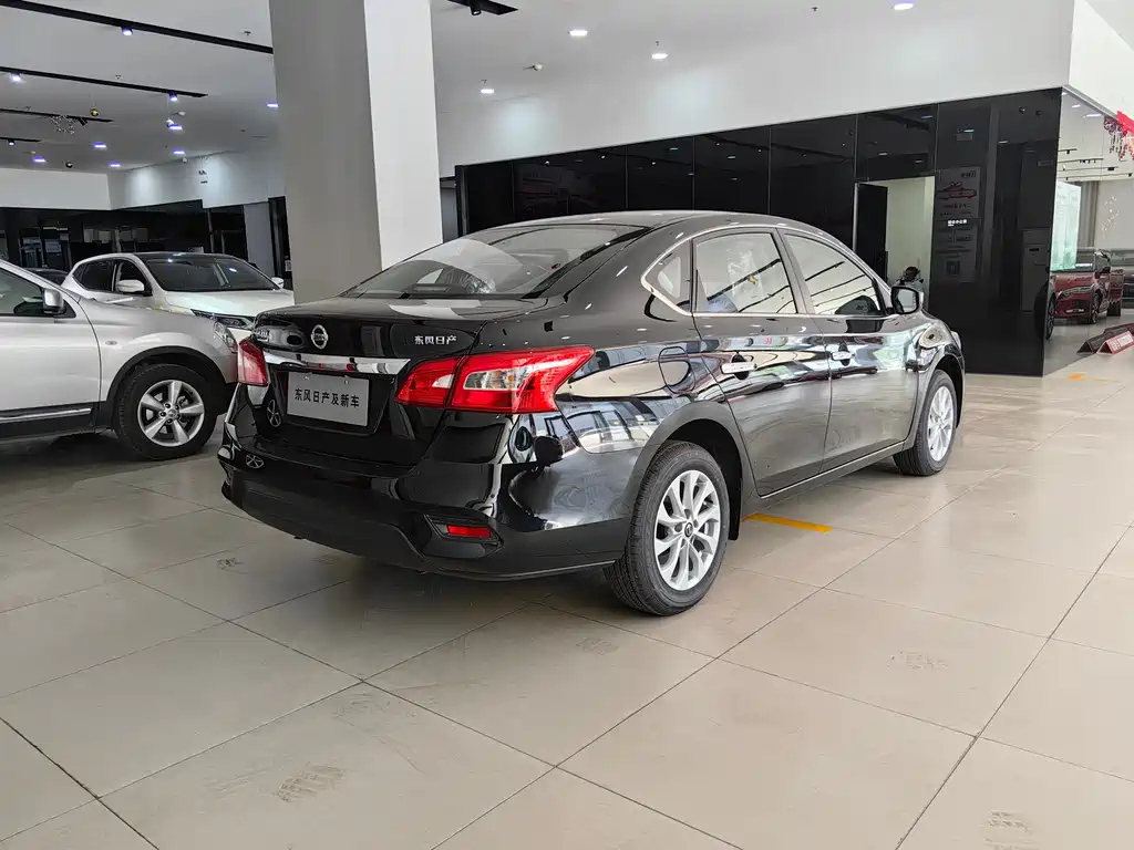 NISSAN SYLPHY 2024