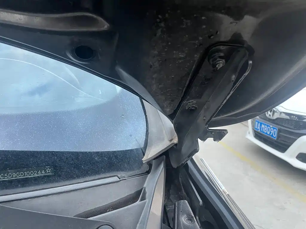 ZOTYE SR7 2016