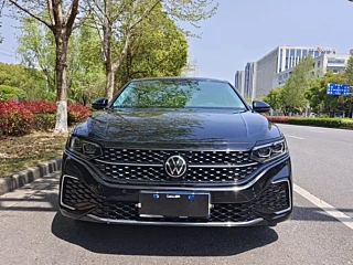 VOLKSWAGEN PASSAT 2022