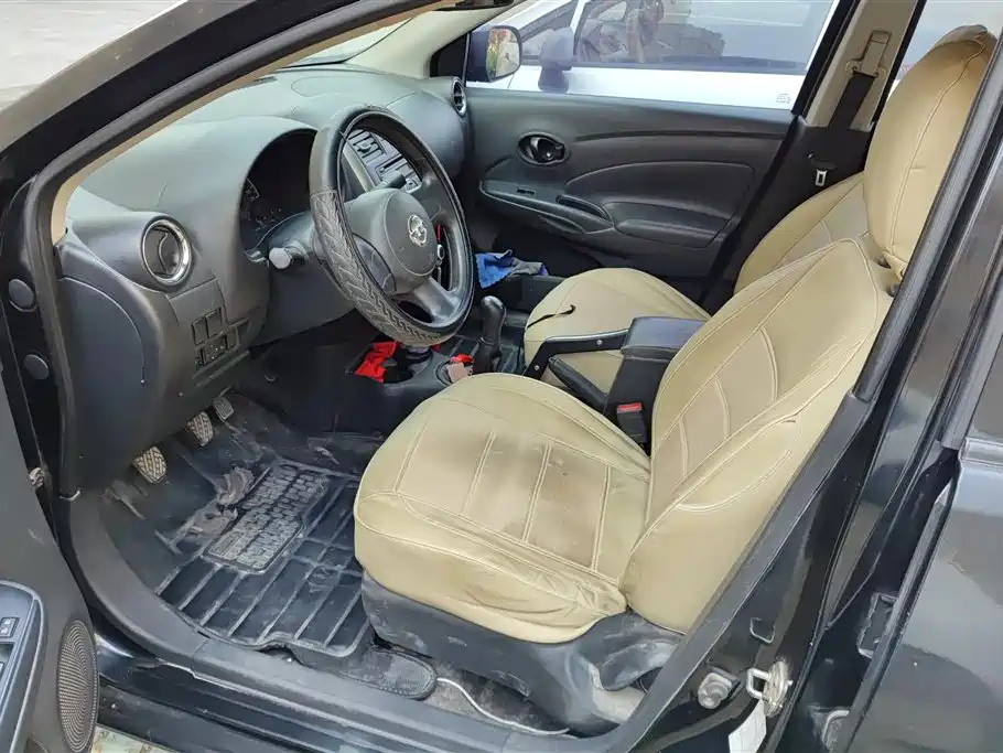 NISSAN SUNNY 2013