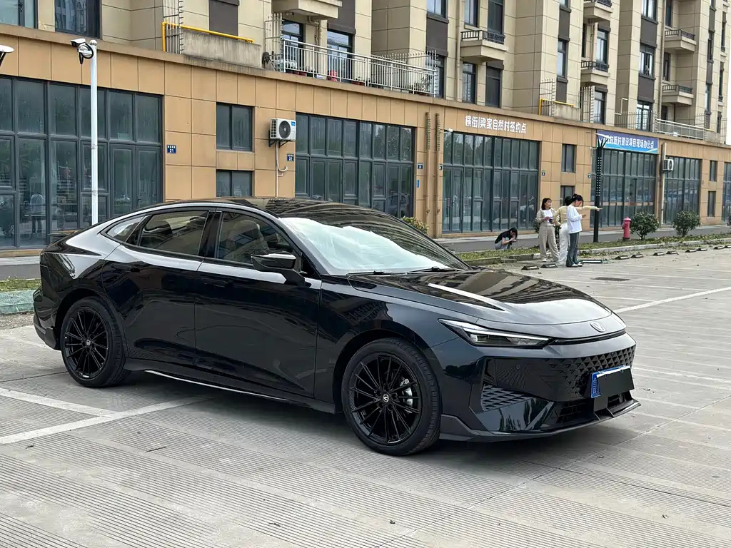 CHANGAN UNI-V 2024