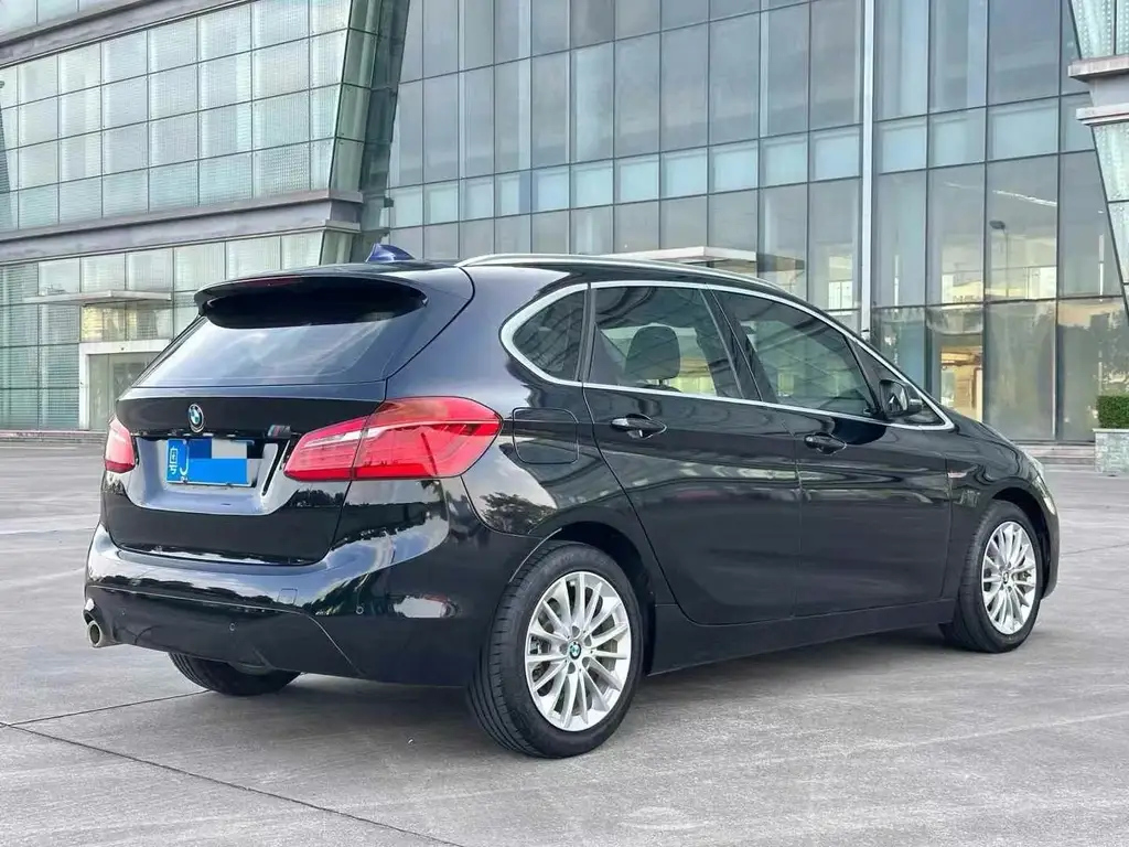 BMW 2-SERIES STATION WAGON 2018