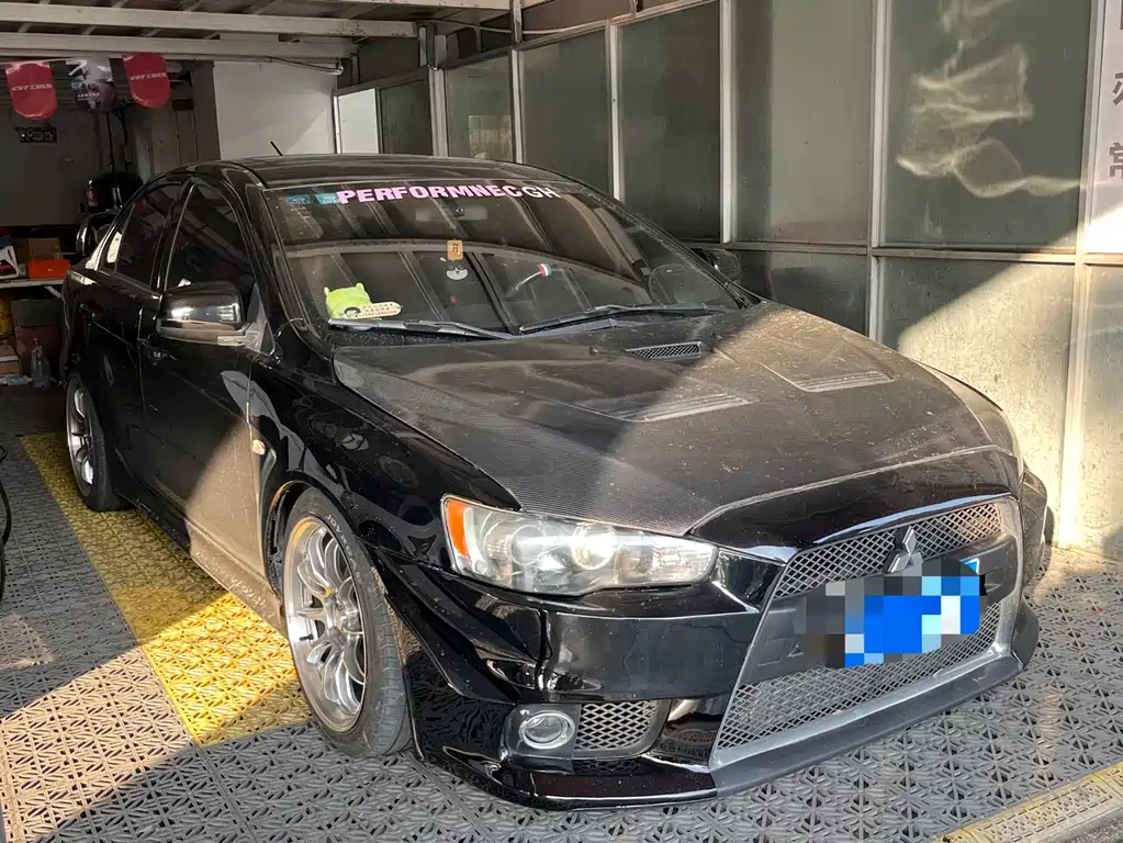 MITSUBISHI LANCER EX 2012