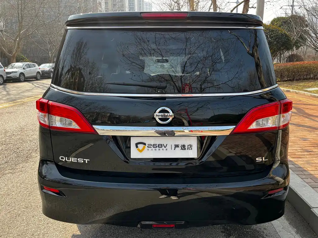 NISSAN QUEST 2014
