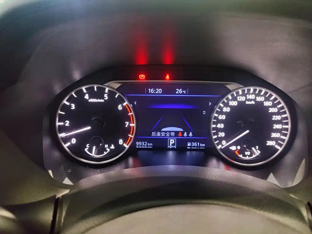 NISSAN TEANA 2022