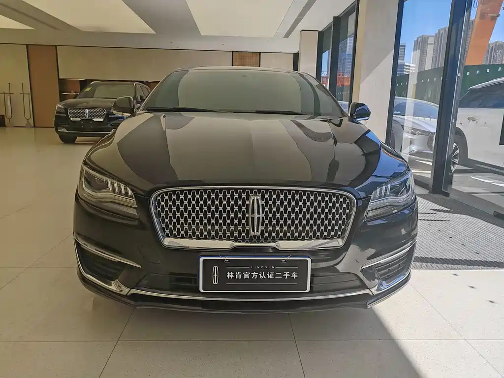 LINCOLN MKZ 2017