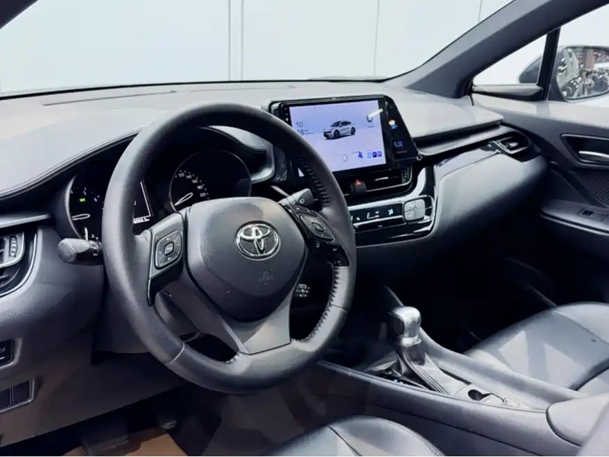 TOYOTA C-HR 2020