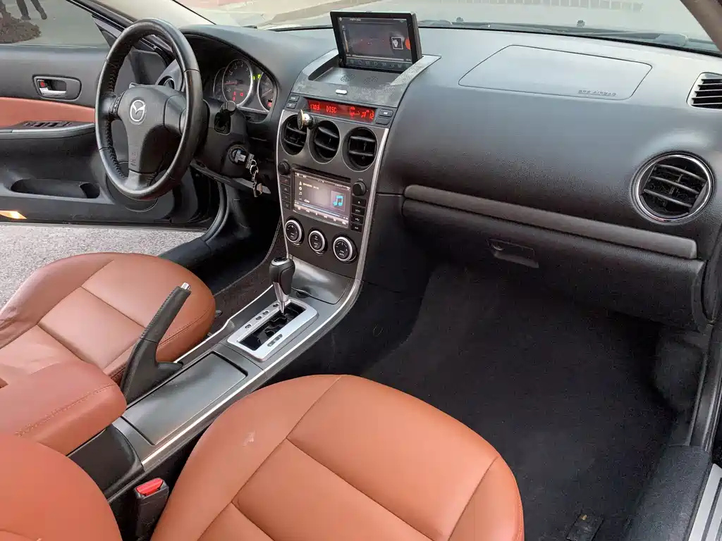 MAZDA 6 2011