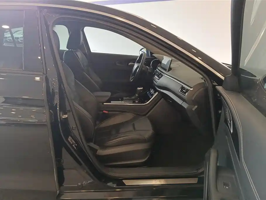 HONGQI H5 2020