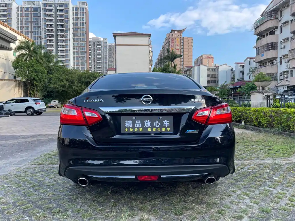 NISSAN TEANA 2019