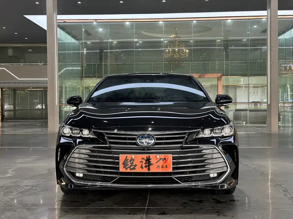 TOYOTA AVALON 2020