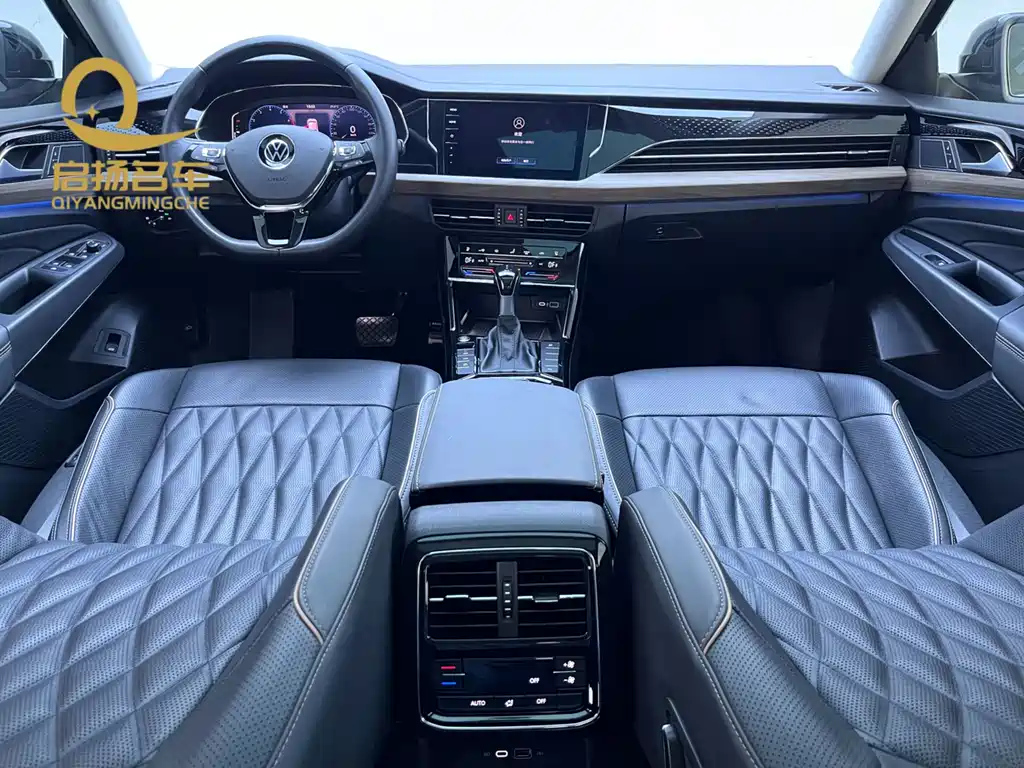 VOLKSWAGEN PASSAT 2021