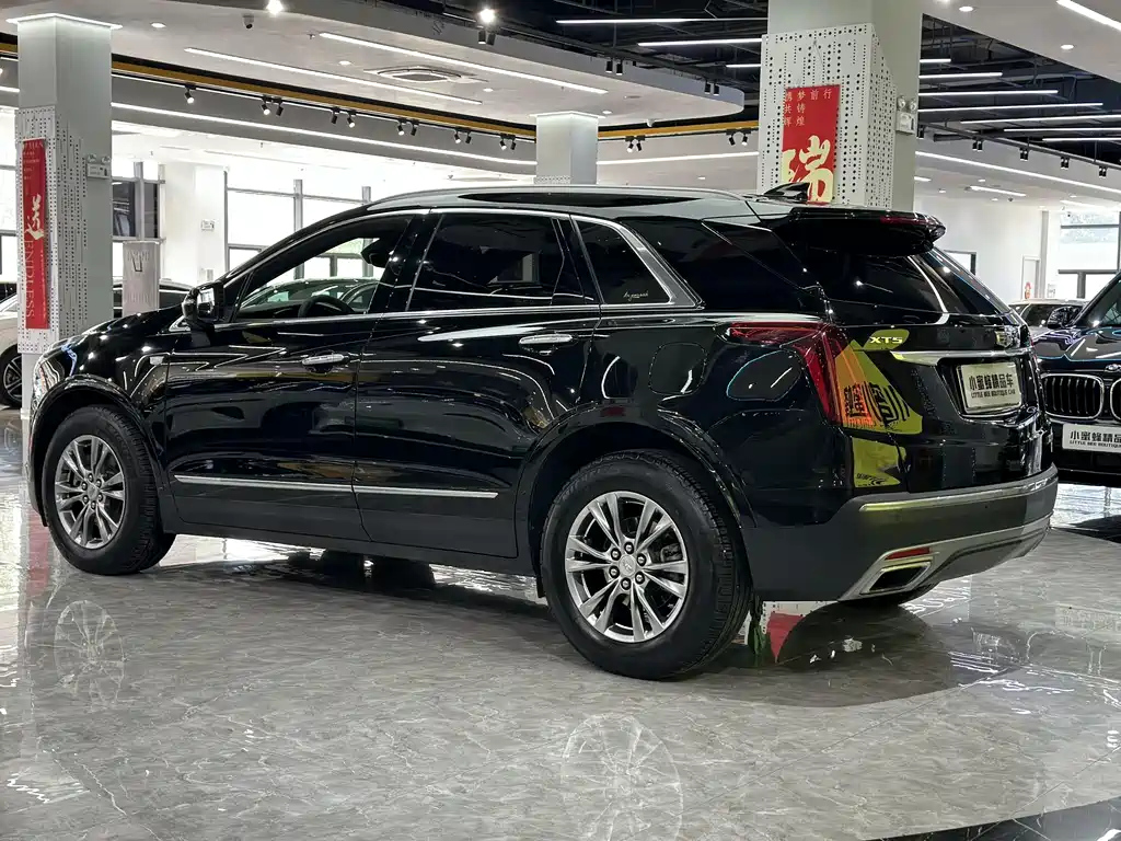 CADILLAC XT5 2020