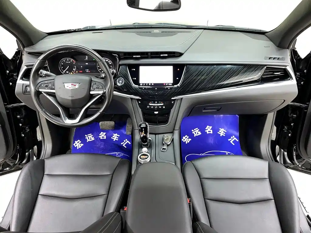 CADILLAC XT6 2021