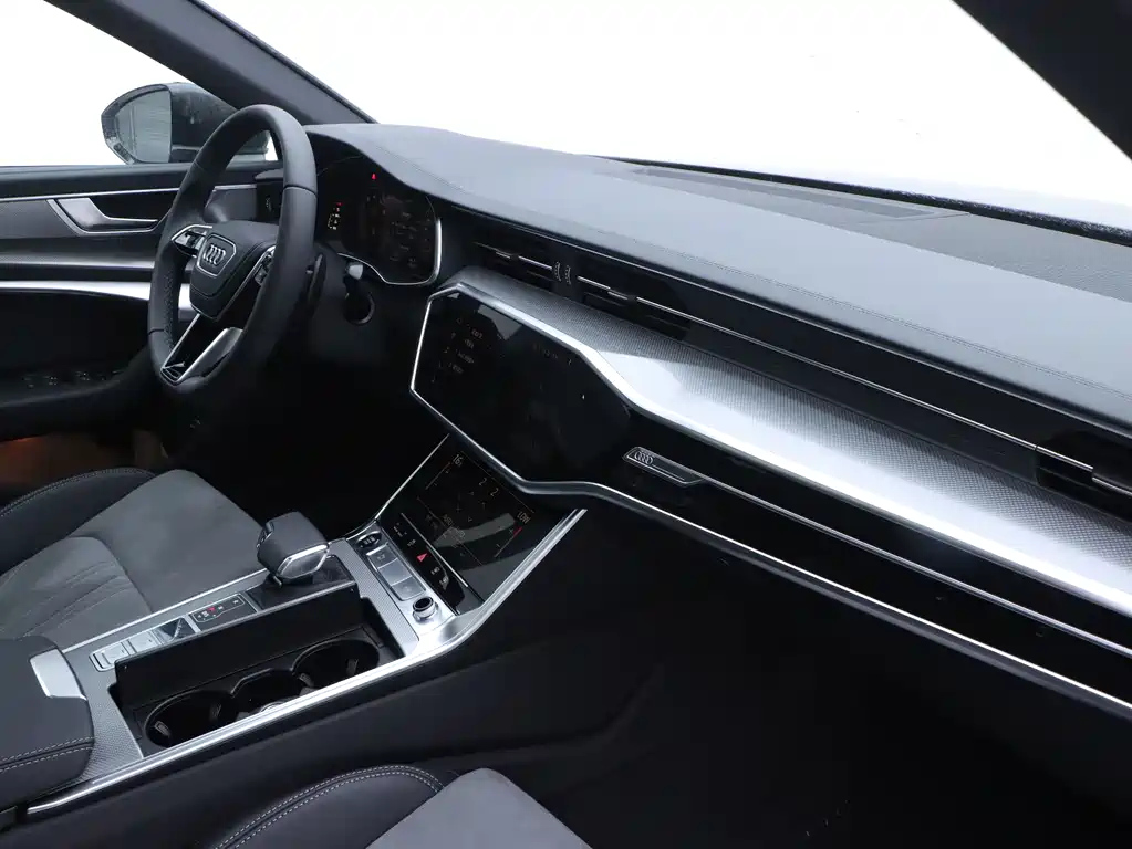 AUDI A6L 2024