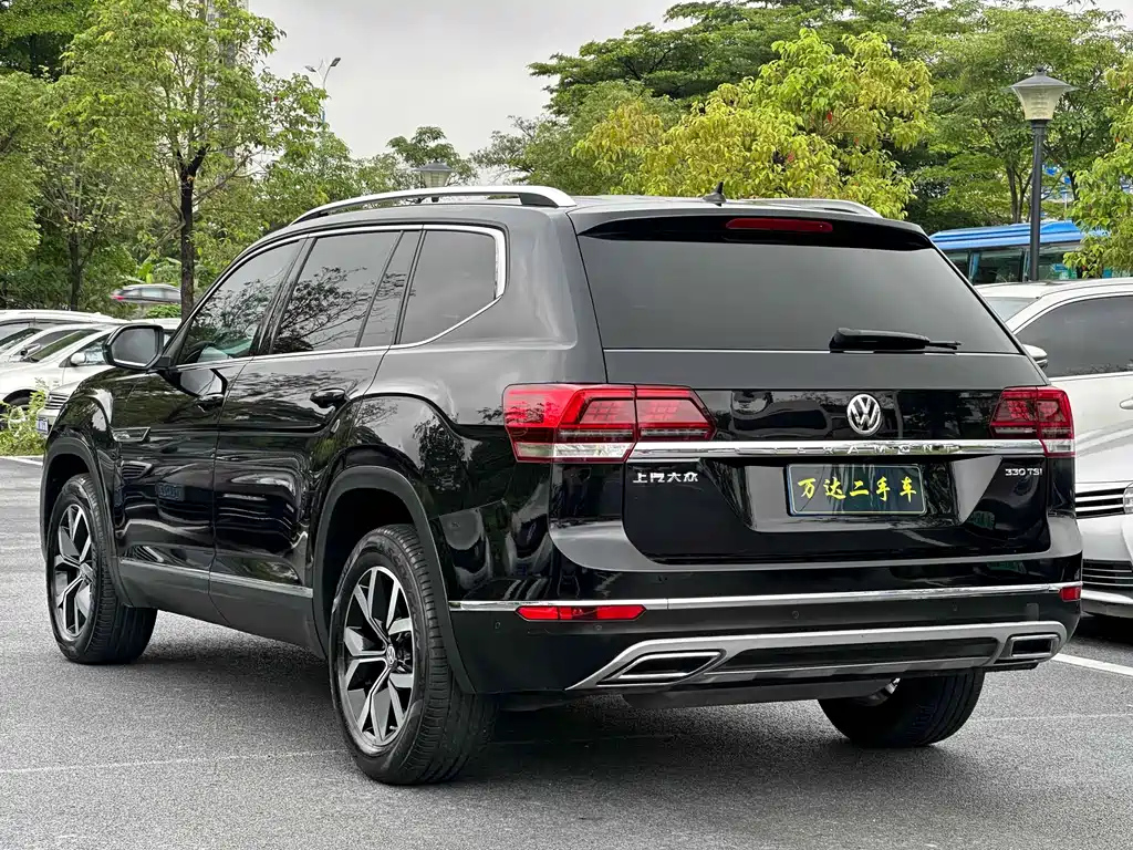 VOLKSWAGEN TOURAN 2020