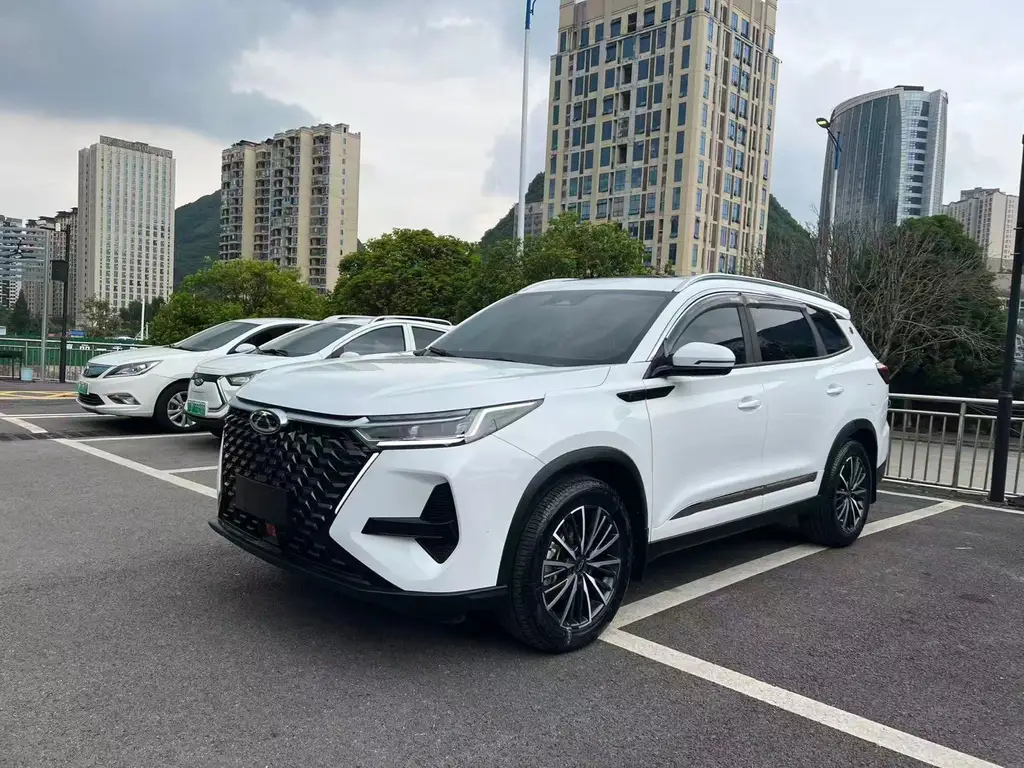 CHERY TIGGO 8 PRO 2024