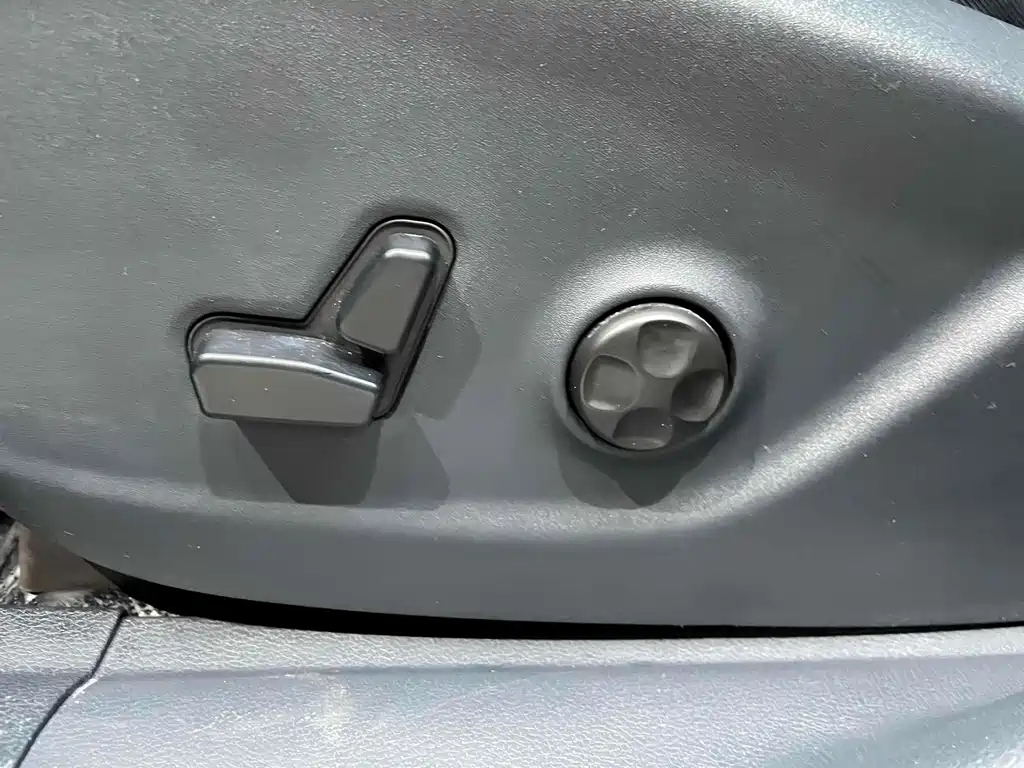 JEEP CHEROKEE 2020