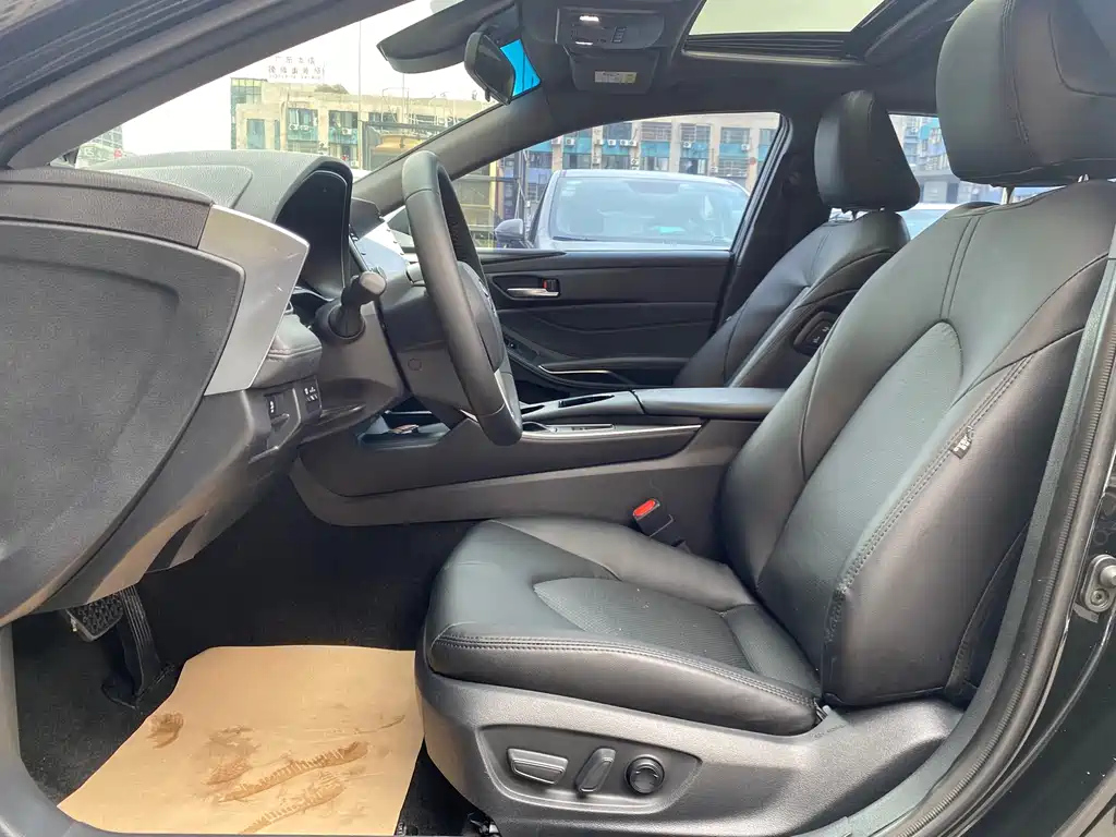 TOYOTA AVALON 2021
